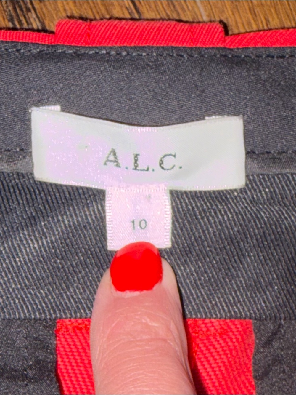 A.L.C. Red Cropped  Pants Sz. 10 - Picture 9 of 12